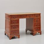 1058 3549 WRITING DESK